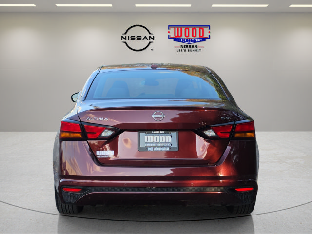 Used 2023 Nissan Altima 2.5 SV FWD image 2