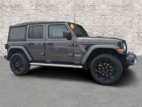 Used 2023 Jeep Wrangler Unlimited Sahara w/ Cold Weather Group AWD/4WD image 1
