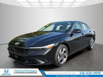 Used 2025 Hyundai Elantra Limited