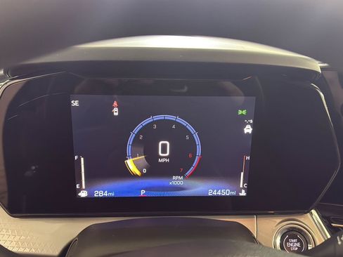 Used 2025 Chevrolet Trax LT FWD image 18