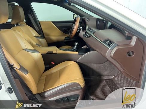 Used 2020 Lexus ES 350 w/ Accessory Package 2 FWD image 13
