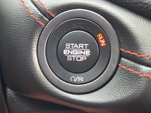 Certified 2024 Dodge Durango GT RWD image 35