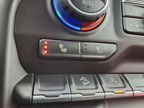 Used 2020 Chevrolet Silverado 1500 LT w/ All-Star Edition image 10