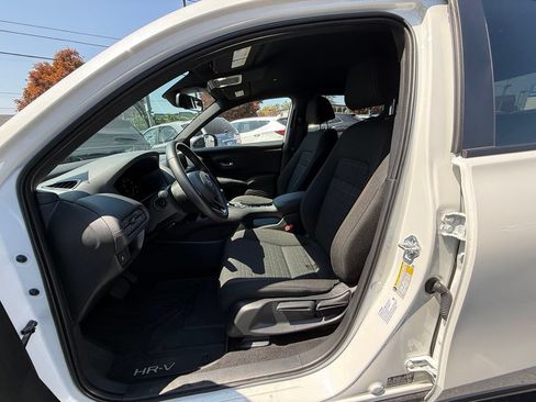 Used 2026 Honda HR-V Sport image 14
