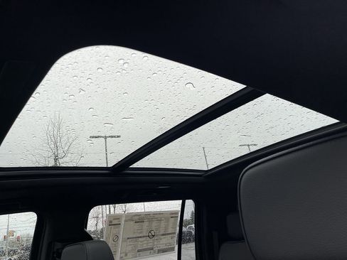 New 2026 GMC Yukon XL Denali w/ Sun & Power Step Package image 19