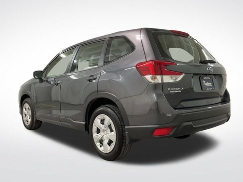 Used 2024 Subaru Forester AWD/4WD image 2