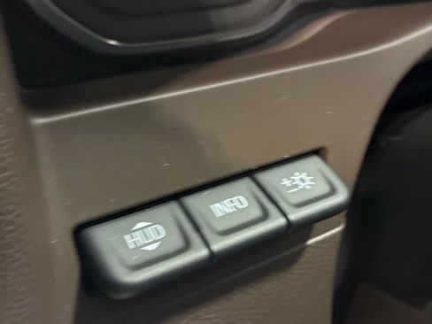 Used 2022 GMC Sierra 2500 Denali w/ Denali Ultimate Package image 9