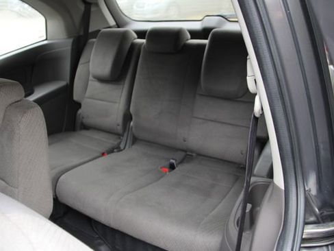 Used 2015 Honda Odyssey EX image 27