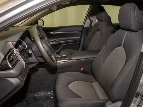 Used 2023 Toyota Camry LE image 10