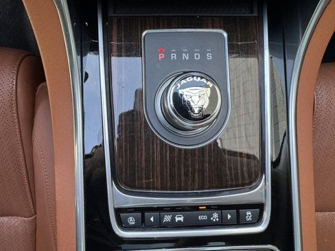 Used 2018 Jaguar XE Portfolio AWD/4WD image 27