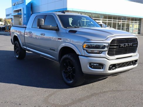 Used 2022 RAM 3500 Laramie w/ Night Edition image 2