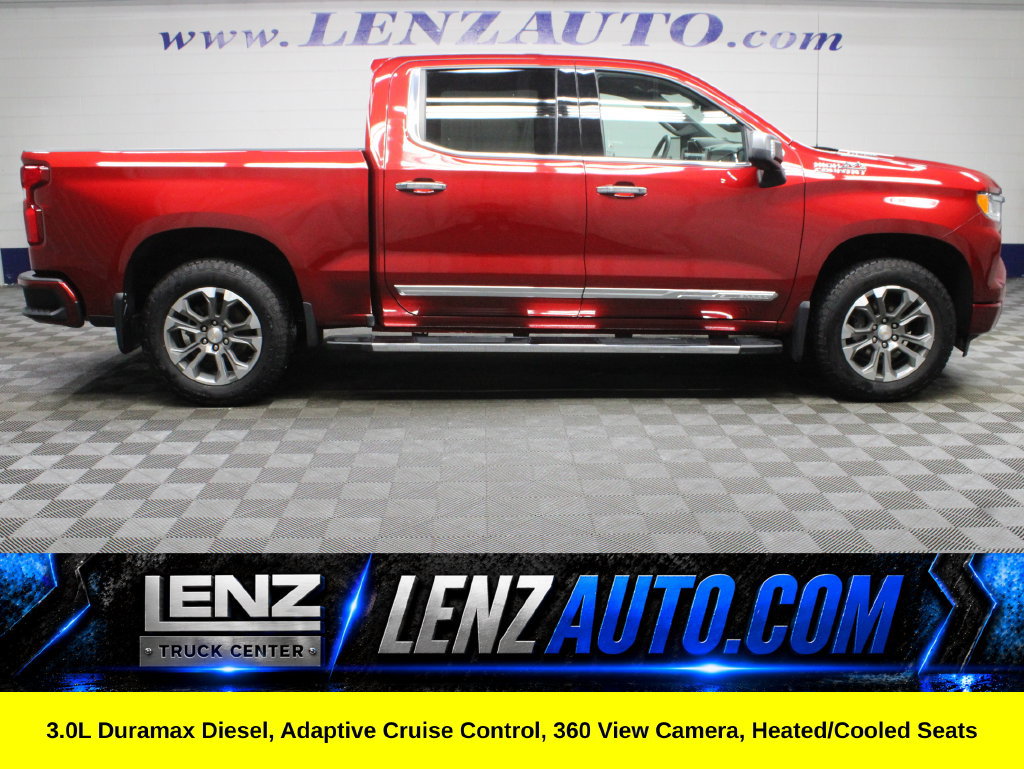 Used 2025 Chevrolet Silverado 1500 High Country AWD/4WD image 2