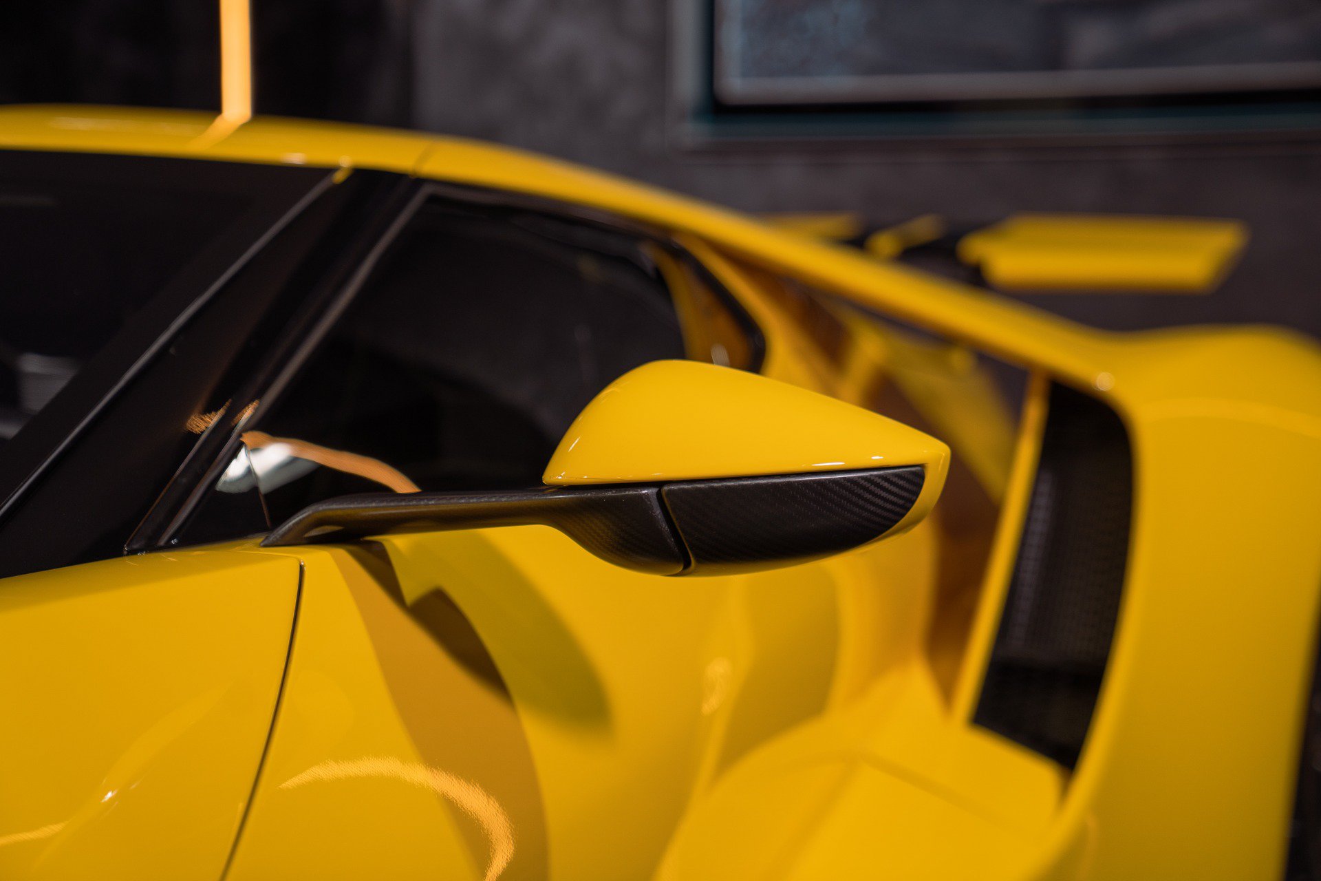 Used 2019 Ford GT RWD image 15
