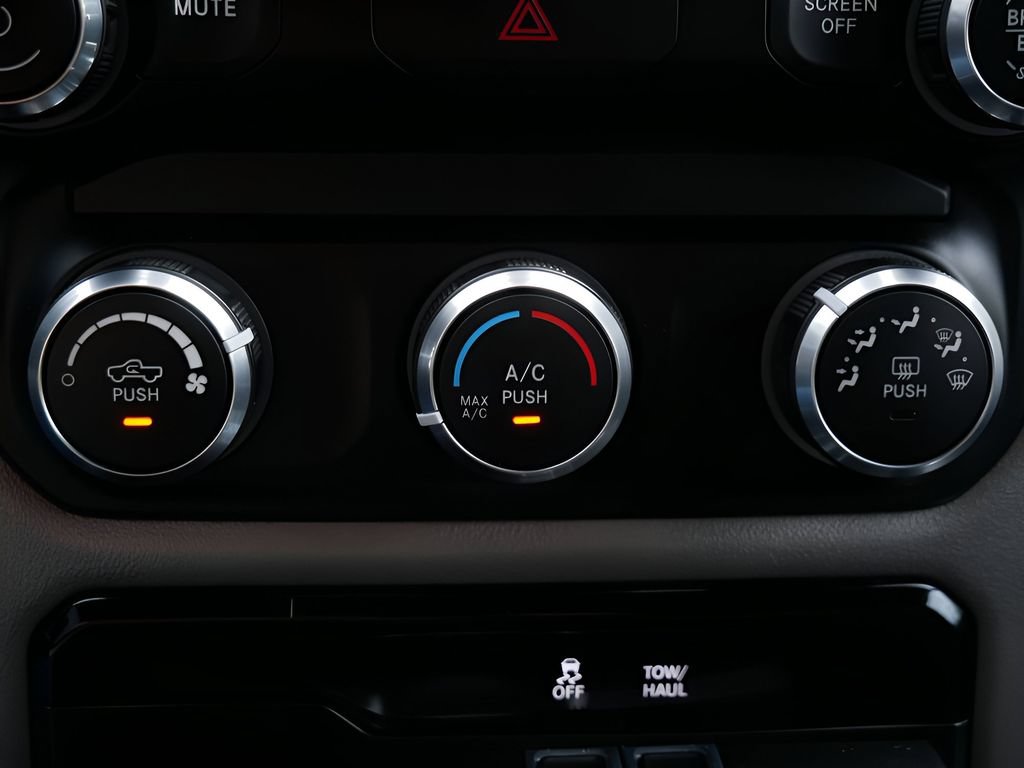 Used 2019 RAM 1500 Big Horn AWD/4WD image 21