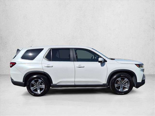 Used 2024 Honda Pilot EX-L image 4