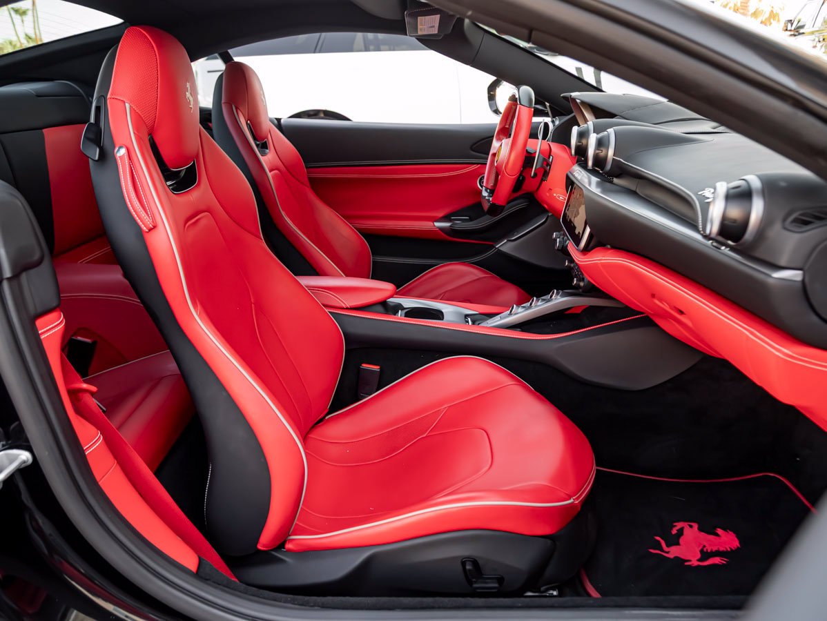 Used 2019 Ferrari Portofino RWD image 38