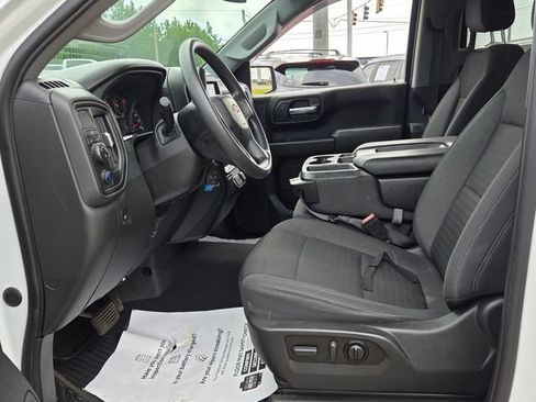 Used 2022 Chevrolet Silverado 1500 Custom RWD image 4