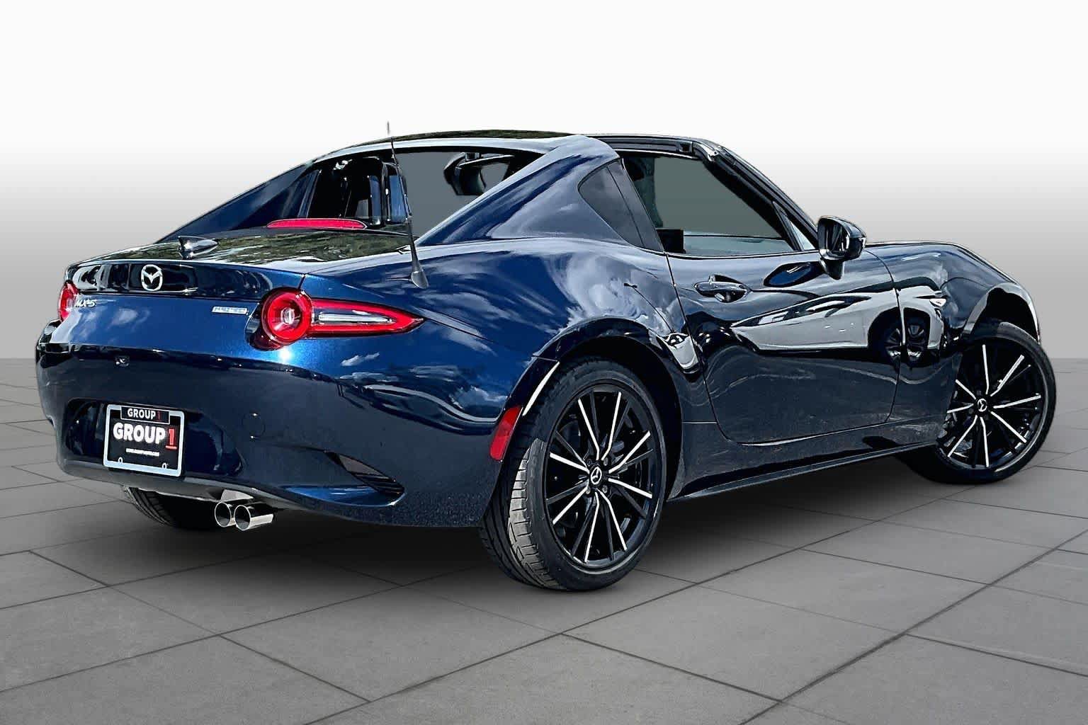 Used 2025 MAZDA MX-5 Miata RF Grand Touring RWD image 13