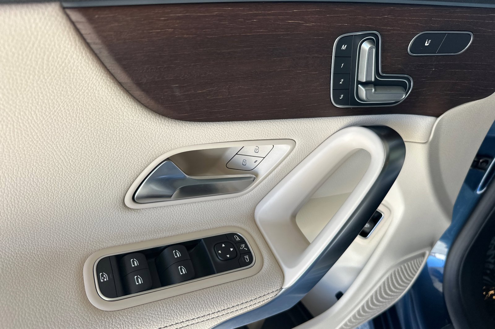 Certified 2023 Mercedes-Benz CLA 250 image 14