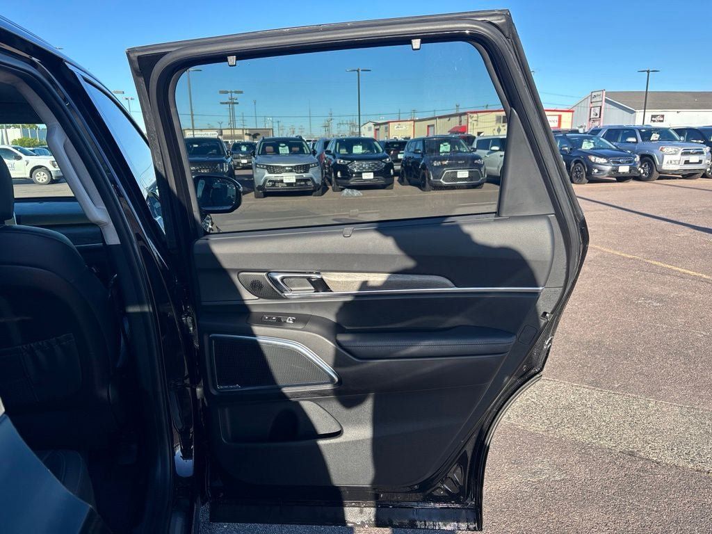 Used 2021 Kia Telluride SX w/ SX Prestige Package AWD/4WD image 39