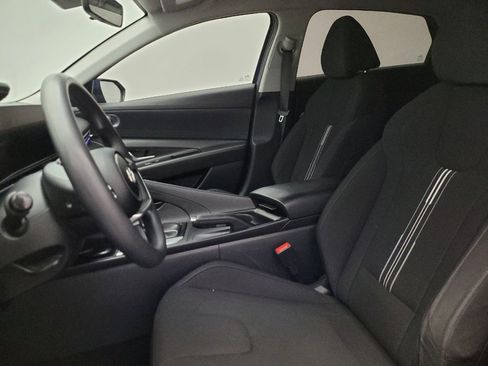 Used 2024 Hyundai Elantra SEL FWD image 17