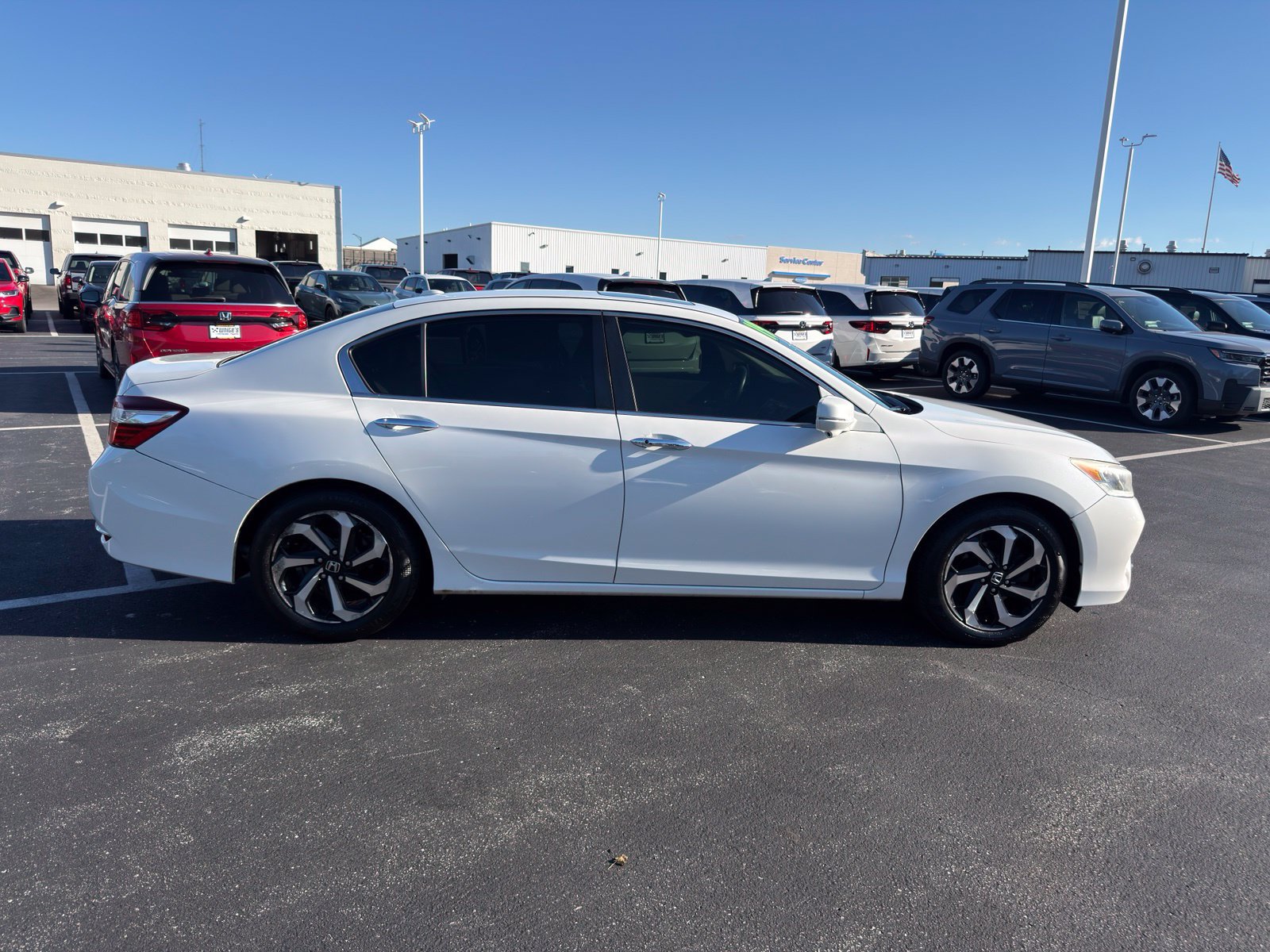 Used 2017 Honda Accord EX-L image 14