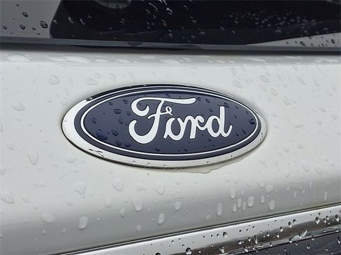 Used 2023 Ford Explorer XLT w/ Equipment Group 202A image 28