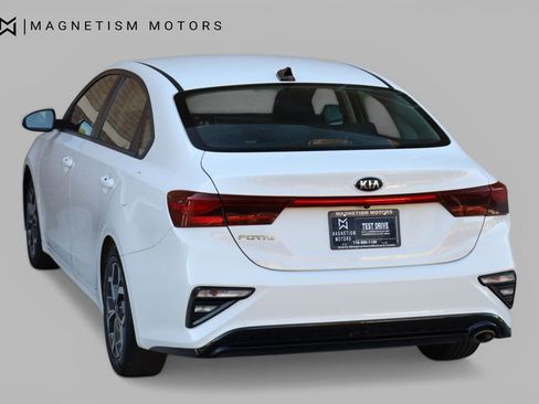 Used 2021 Kia Forte LXS image 9