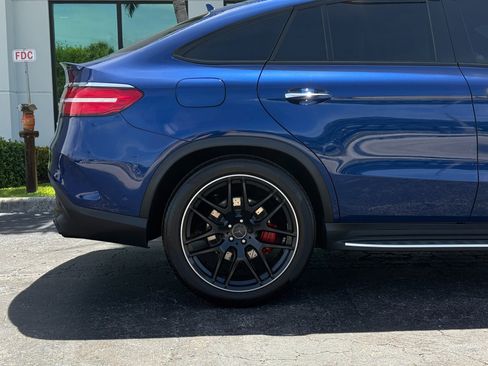 Used 2019 Mercedes-Benz GLE 63 AMG S image 5