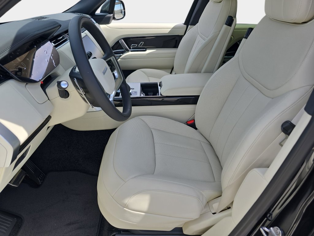 New 2026 Land Rover Range Rover SE AWD/4WD image 16