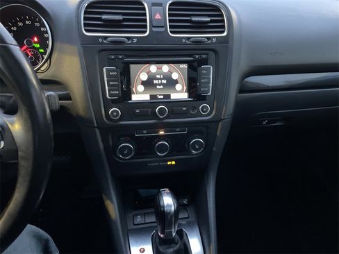 Used 2013 Volkswagen Jetta TDI image 18