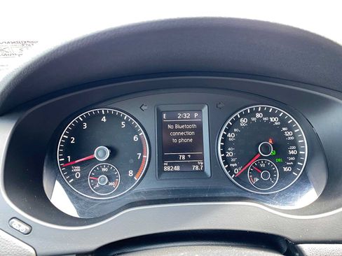 Used 2013 Volkswagen Jetta GLI Autobahn FWD image 16