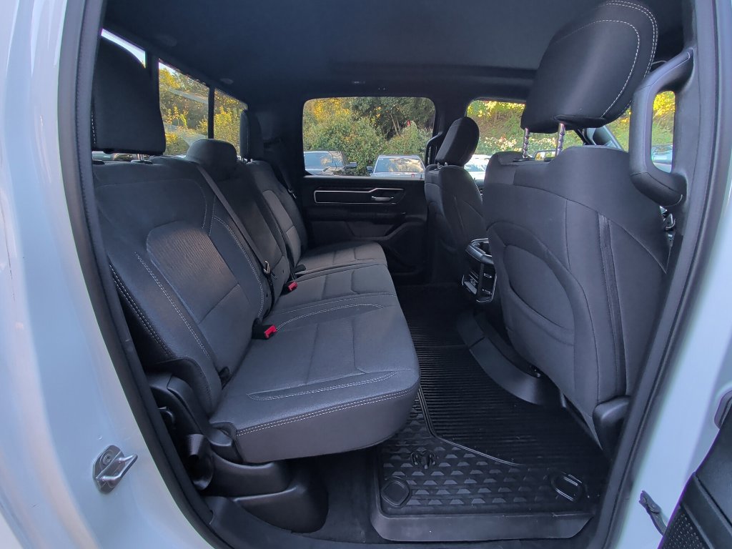 Used 2022 RAM 1500 Big Horn AWD/4WD image 14