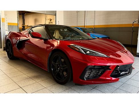 Used 2021 Chevrolet Corvette Stingray Preferred Conv w/ 2LT RWD image 2