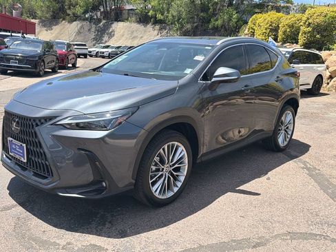 Used 2025 Lexus NX 350 AWD w/ Accessory Package (2T) image 3