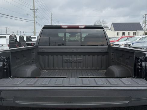 Used 2024 GMC Sierra 1500 SLT w/ SLT Premium Plus Package image 9