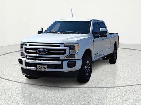Used 2022 Ford F250 Lariat w/ Lariat Ultimate Package image 3