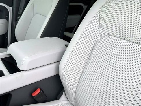 New 2025 Land Rover Defender 110 S image 17