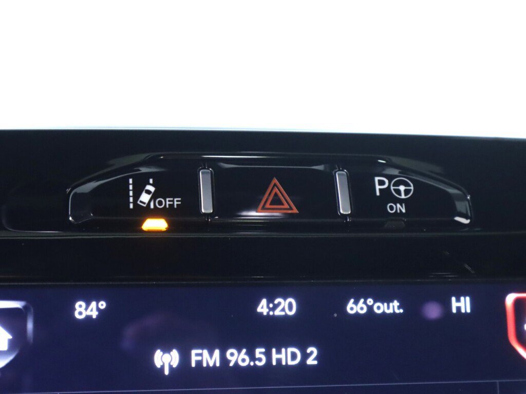 Used 2020 RAM 1500 Limited AWD/4WD image 22