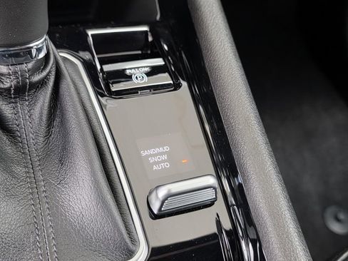 New 2026 Jeep Compass Latitude image 24