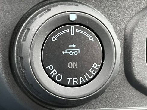 New 2025 Ford Maverick Lariat w/ 4K Tow Package AWD/4WD image 28