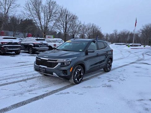 Certified 2024 Kia Seltos EX image 4