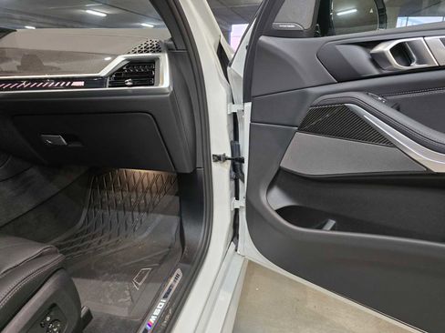 New 2026 BMW X5 M60i image 60