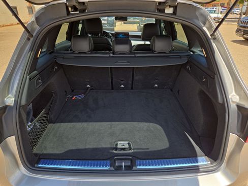 Used 2022 Mercedes-Benz GLC 300 4MATIC image 12