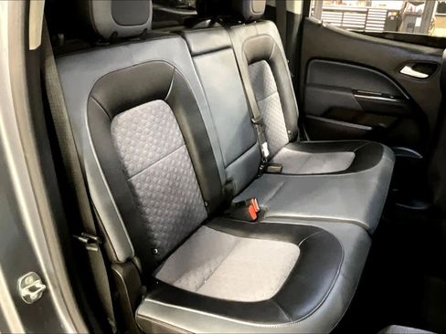 Used 2018 Chevrolet Colorado Z71 image 17