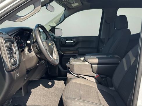 Used 2022 Chevrolet Silverado 1500 LT AWD/4WD image 17