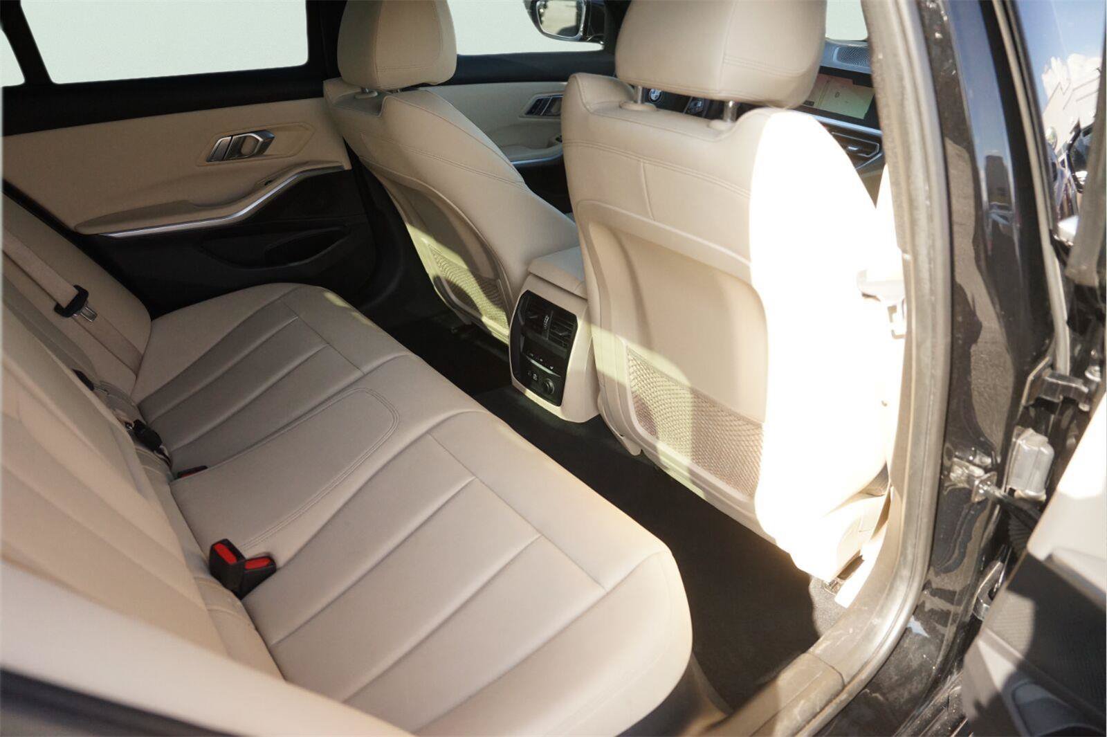 Used 2020 BMW 330i Sedan RWD image 15
