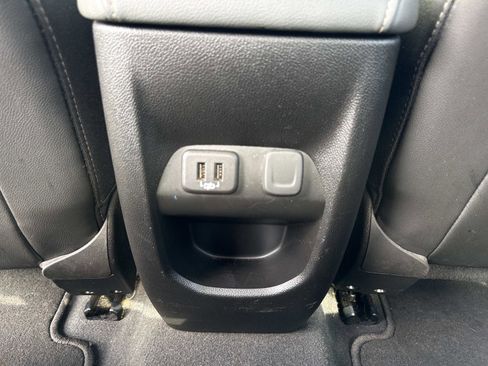 Used 2021 Chevrolet Colorado Z71 w/ Safety Package RWD image 30