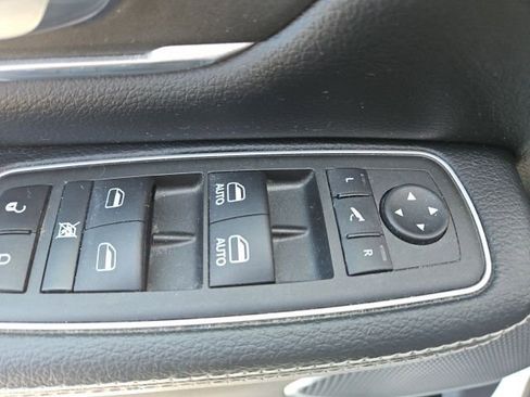 Used 2022 RAM 1500 Laramie AWD/4WD image 20