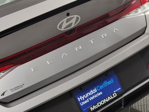 Certified 2025 Hyundai Elantra Sport FWD image 9